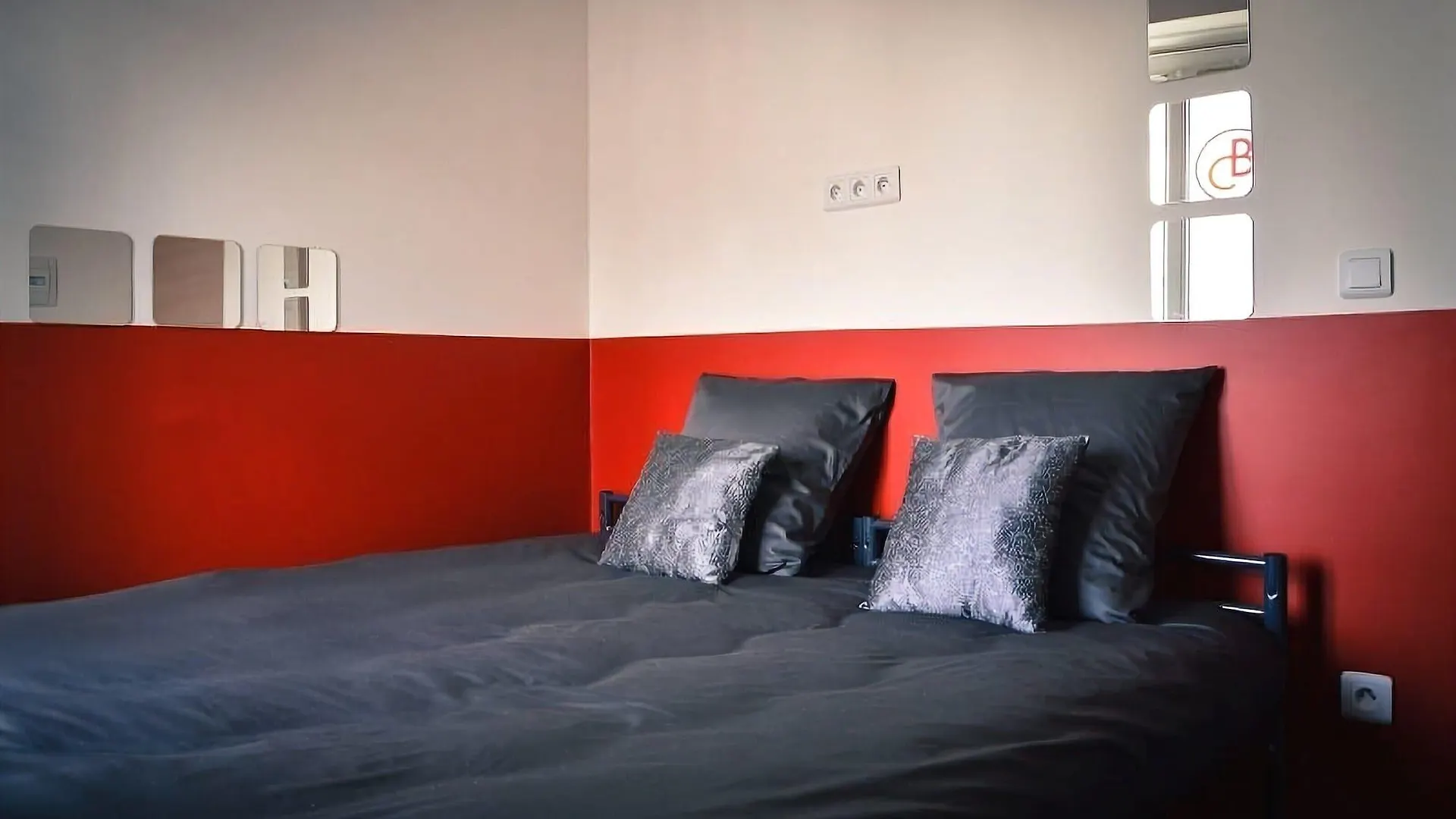 Beautiful Belleville Hotel & Hostel Hostel Paris
