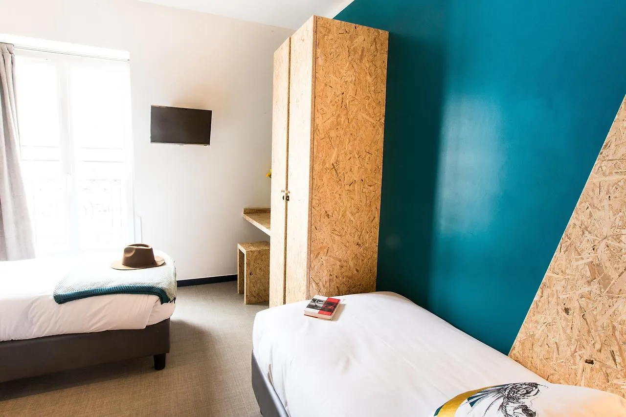 Beautiful Belleville Hotel & Hostel Hostel